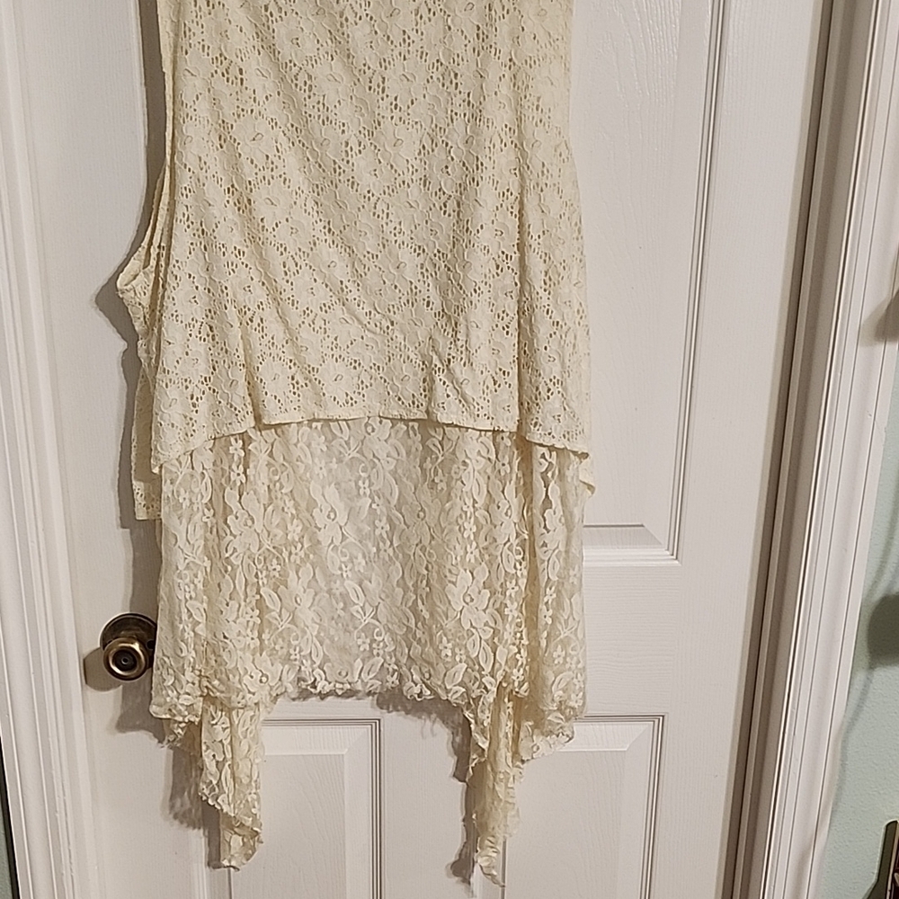 Cream Lace Sleeveless Cardigan - Picture 5 of 6